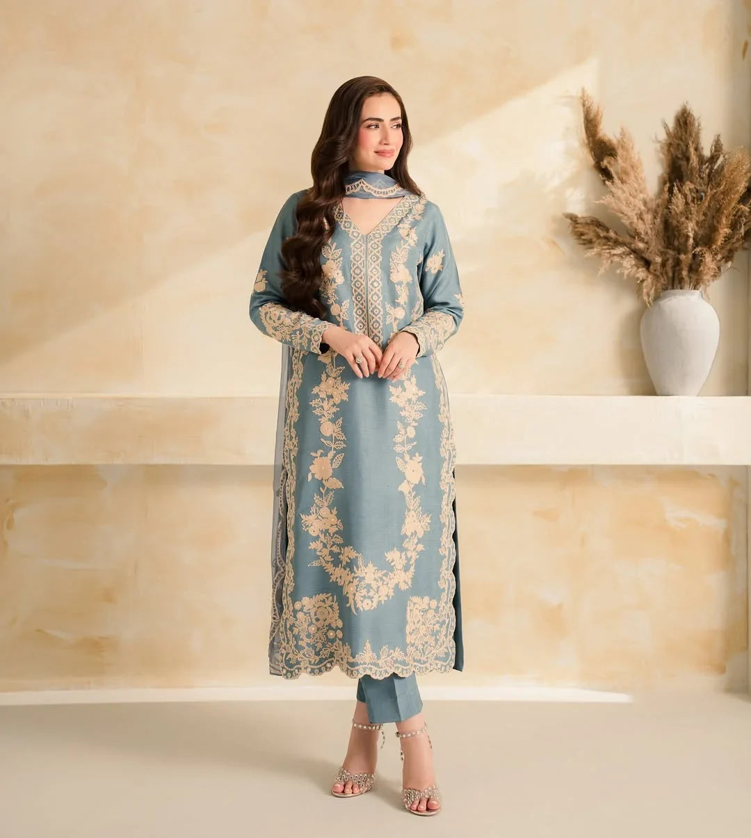 Nazneen Emb 3pc