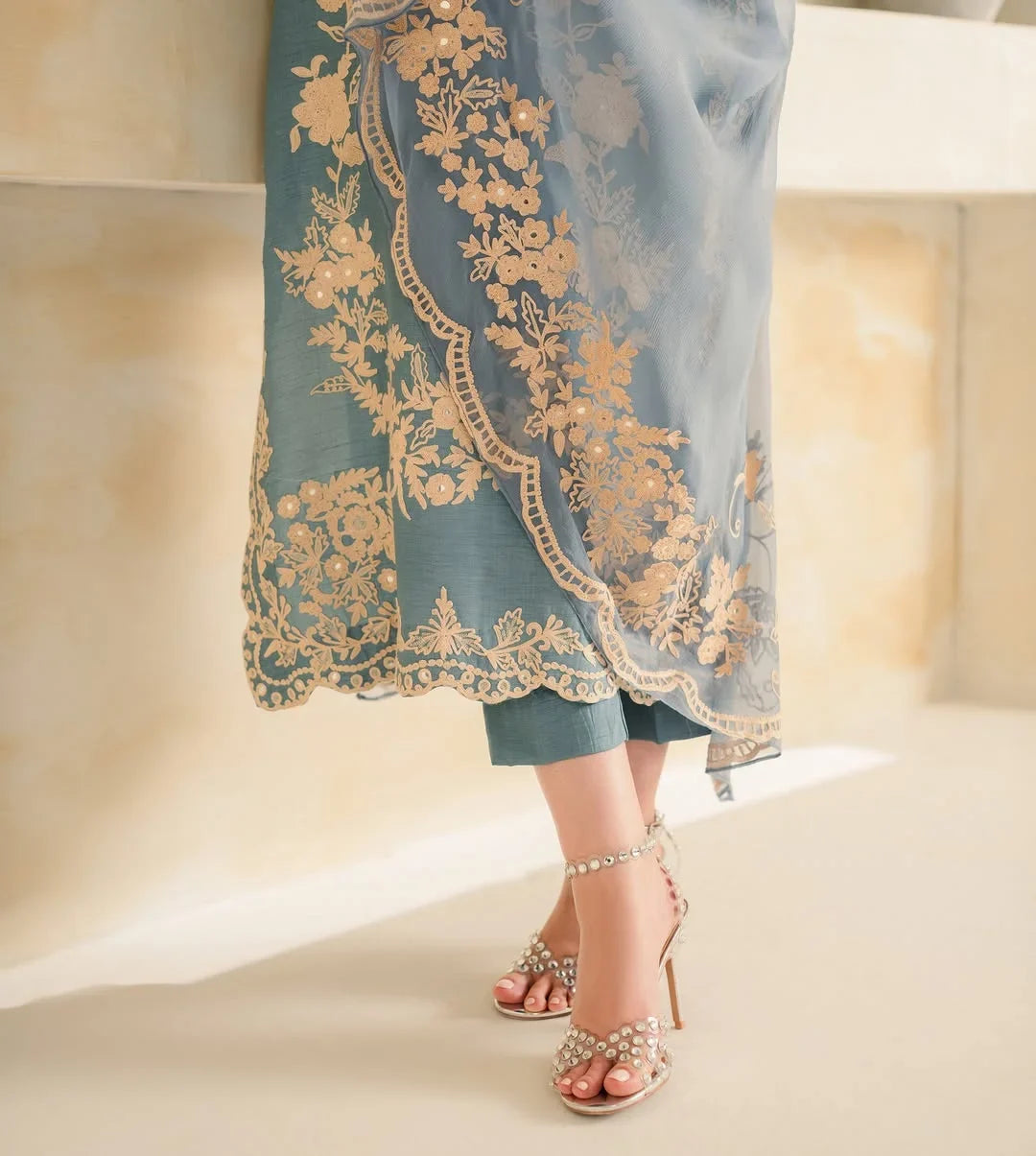 Nazneen Emb 3pc